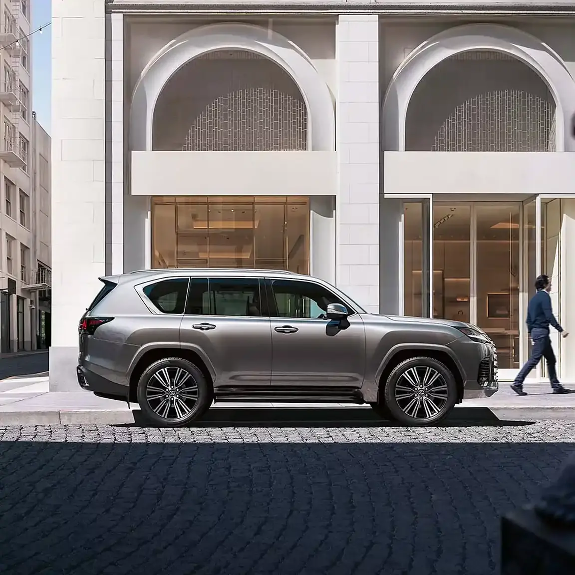 Як отримати більше інформації про Lexus?