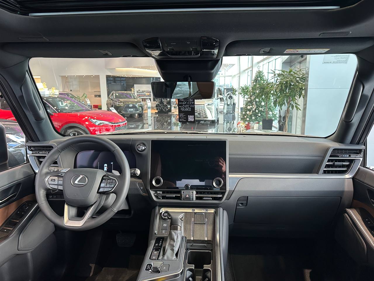 Семіанілінова комбінована шкіра коричневого кольору з чорними акцентами, вставки 