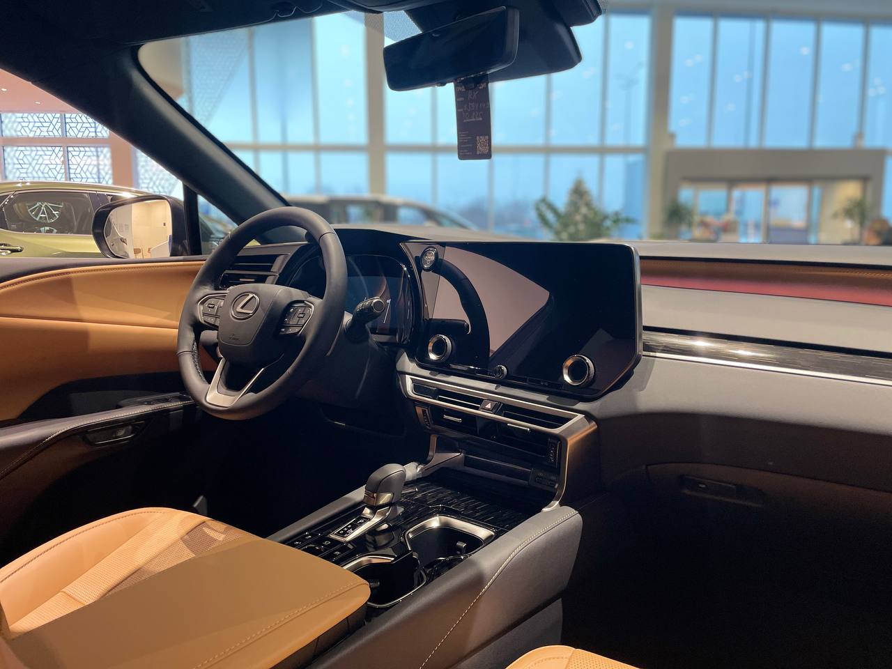 Світло-коричнева комбінована шкіра / Вставки 